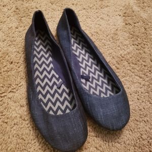 3/$15 Denim flats